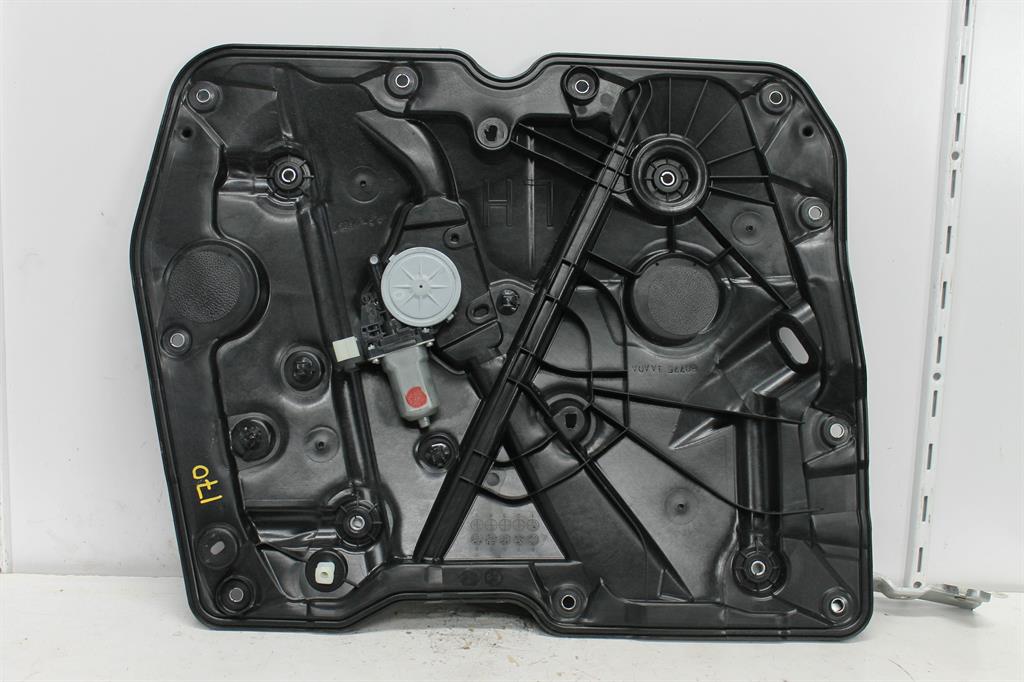 Used Nissan, Murano Left Front Window Reg/Motor Z51 12/08 01/15 2011 – image 1 - All Good Parts