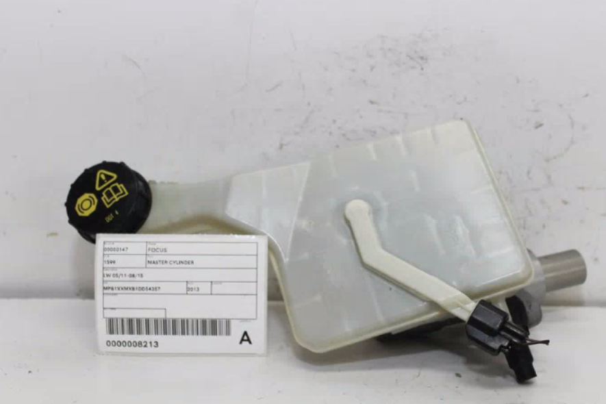 Used Ford, Focus Master Cylinder Lw 05/11 08/15 2013 – image 1 - All Good Parts