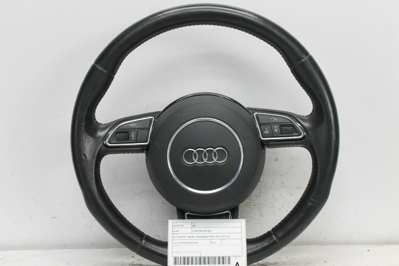 Used Audi, A4 Steering Wheel A4 Leather B8 8K Standard Type 07/12 01/16 2012 – image 1 - All Good Parts