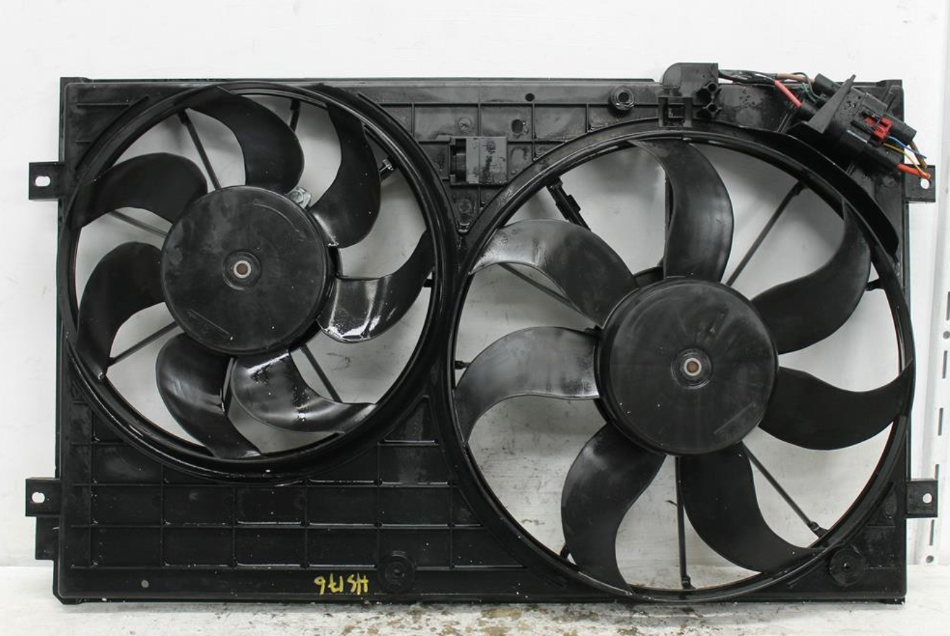 Used Volkswagen, Jetta Fan Dual Fan Assy 1.4 Petrol 1B 02/11 12/17 2013 – image 1 - All Good Parts