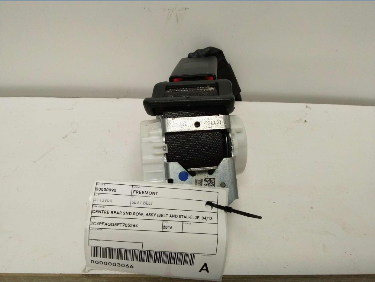 Used Fiat, Freemont Seat Belt Centre Rear 2Nd Row Assy (Belt And Stalk) Jf 04/13 01/17 2015 – image 1 - All Good Parts