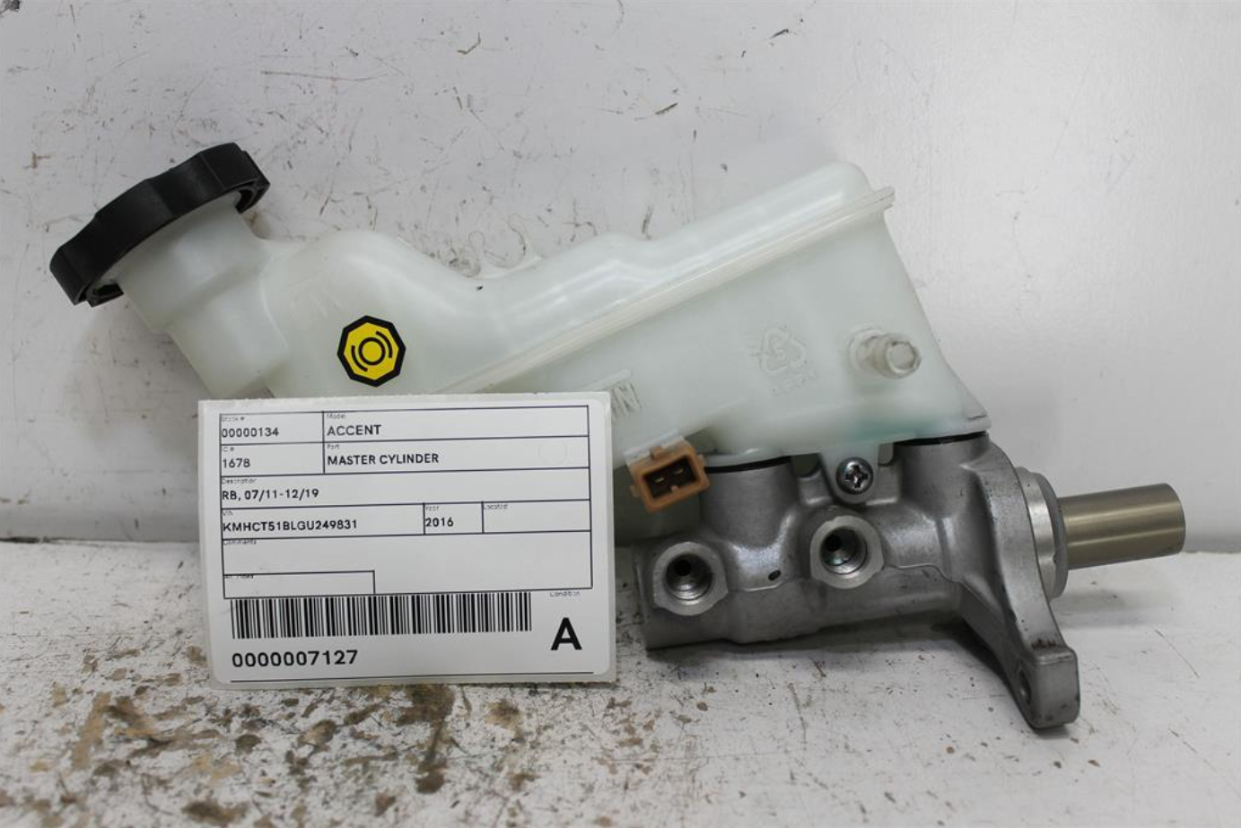 Used Hyundai, Accent Master Cylinder Rb 05/11 12/19 2016 – image 1 - All Good Parts
