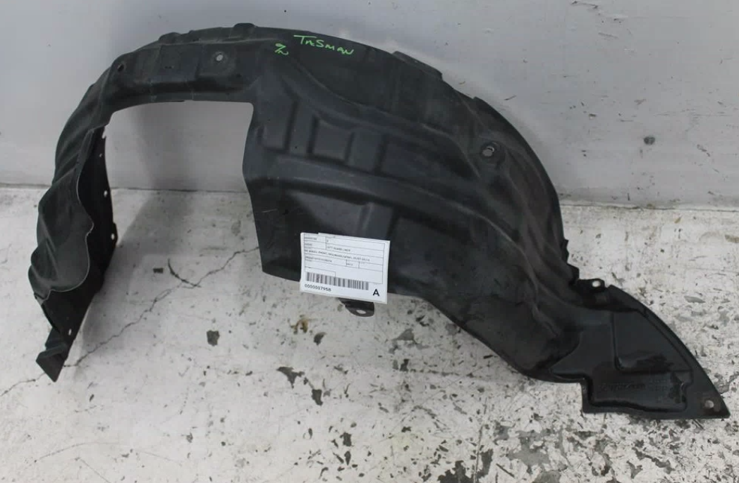 Used Mazda, 2 Left Guard Liner De Series Front Neo/Maxx/Genki 09/07 09/14 2012 – image 1 - All Good Parts