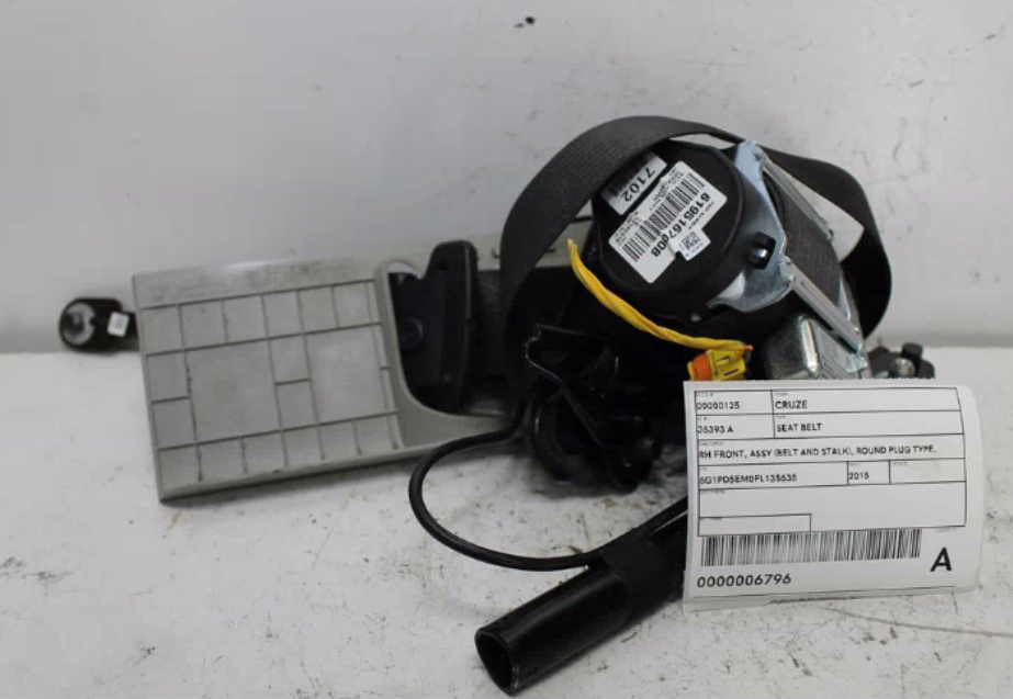 Used Holden, Cruze Seat Belt Rh Front Assy (Belt And Stalk) Round Plug Type Hatch/Sedan/Wagon Jh 01/15 01/17 2015 – image 1 - All Good Parts