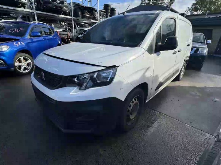 Used Peugeot, Partner Engine , K9, Petrol, 1.2, Eb2 Code, 02/19 2017 – main images - All Good Parts