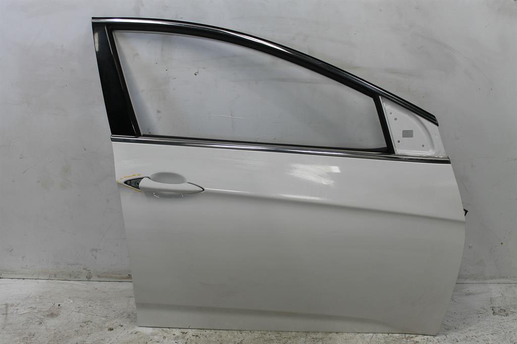Used Hyundai, I40 Right Front Door Vf 09/11 12/19 2013 – image 1 - All Good Parts