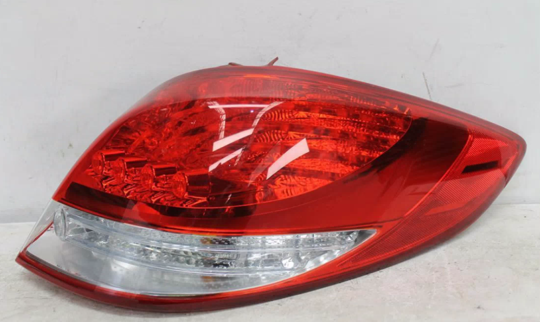 Used Hyundai, Veloster Right Taillight In Body Fs Led Type 12/11 02/18 2013 – image 1 - All Good Parts