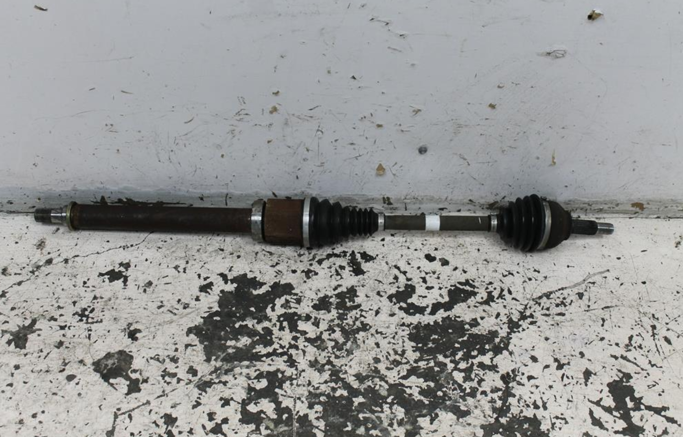 Used Ford, Ecosport Right Driveshaft Front Petrol 1.5 Auto T/M Bk 11/13 09/17 2017 – image 1 - All Good Parts
