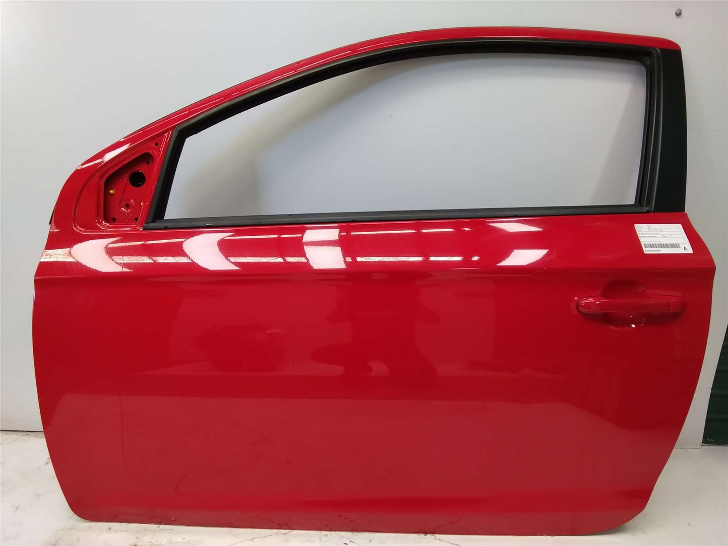 Used Hyundai, I20 Left Front Door Pb 3Dr Hatch 07/10 12/15 2012 – image 1 - All Good Parts