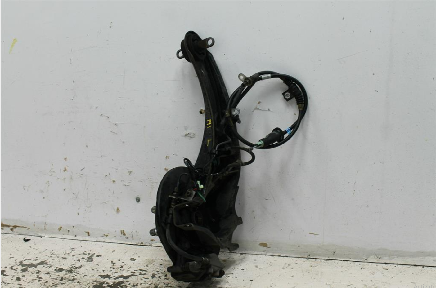 Used Jeep, Patriot Left Rear Hub Assembly Mk 4Wd Disc Type 08/07 12/16 2008 – image 1 - All Good Parts