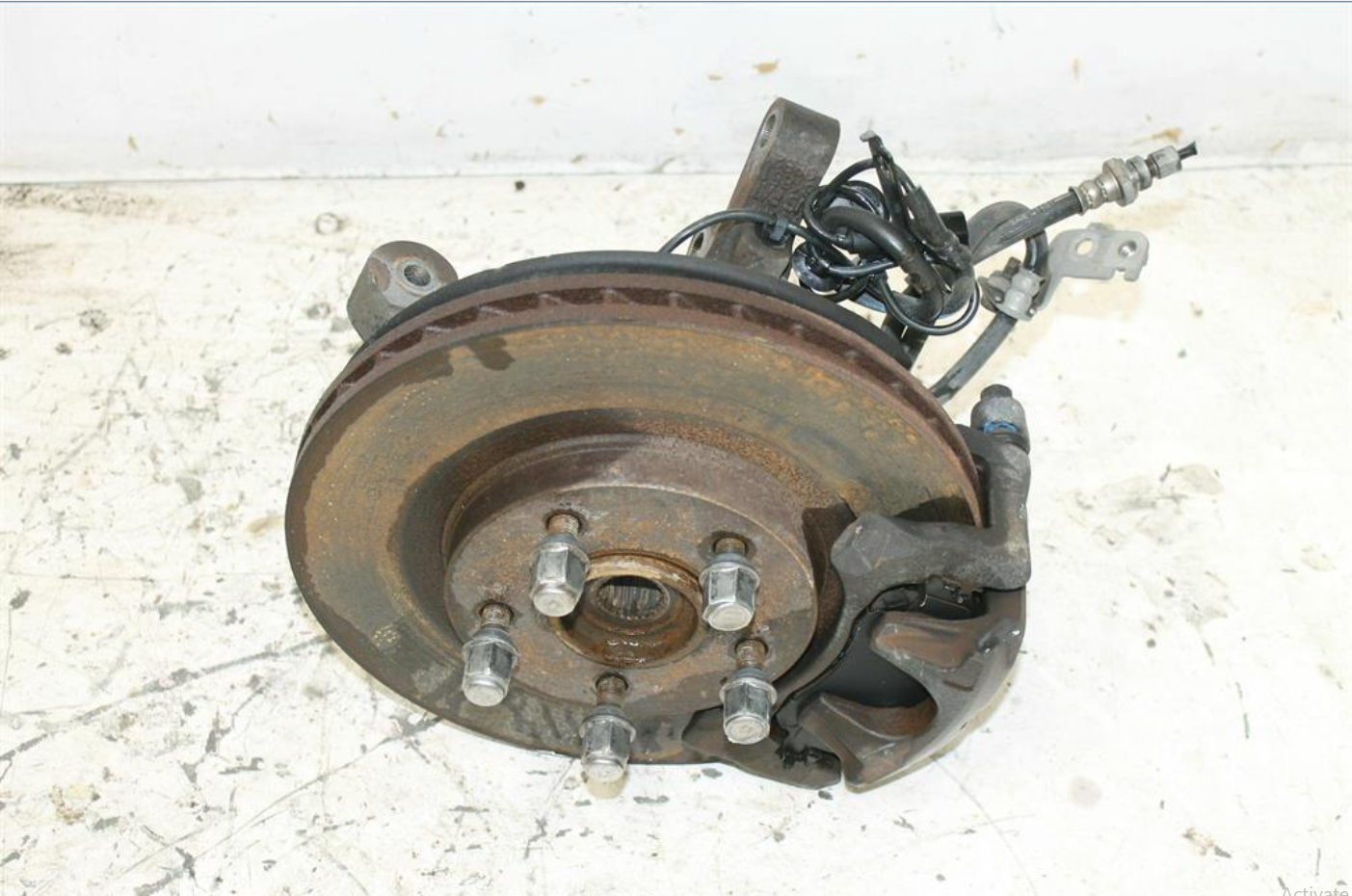 Used Jeep, Patriot Right Front Hub Assembly Mk 4Wd 08/07 12/16 2008 – image 1 - All Good Parts