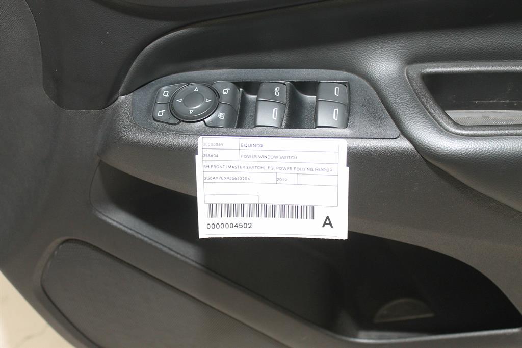 Used Holden, Equinox Power Window Switch Rh Front (Master Switch) Eq Power Folding Mirror Type 09/17 12/20 2019 – image 1 - All Good Parts