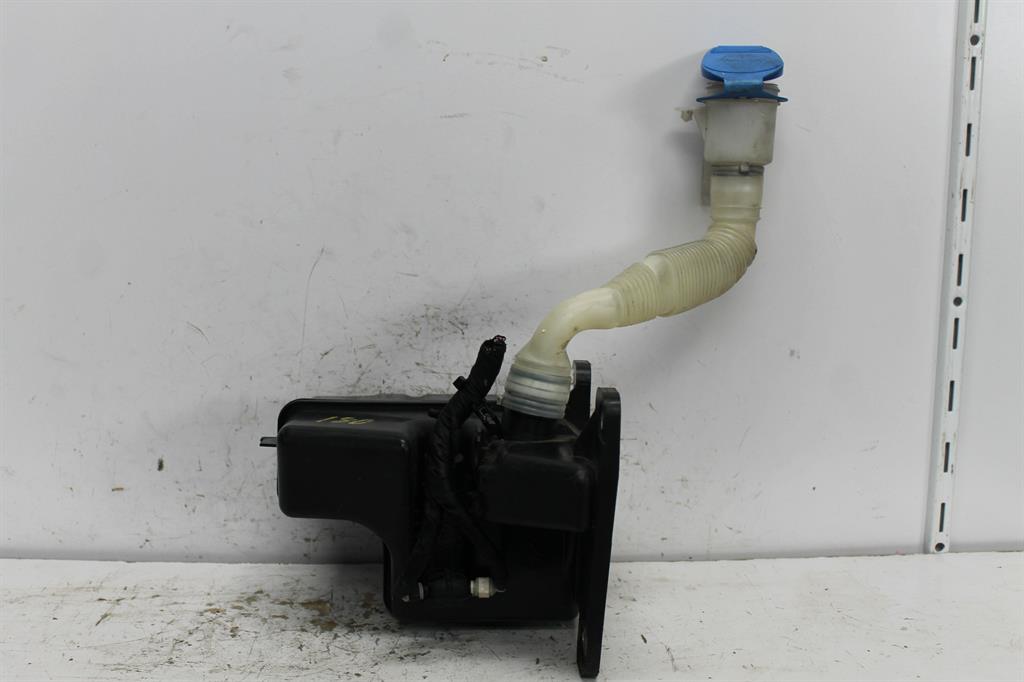 Used Volkswagen, Golf Washer Bottle Gen 5 Gen 6 Non H/Lamp Washer Type Single Pump 06/04 12/15 2013 – image 1 - All Good Parts