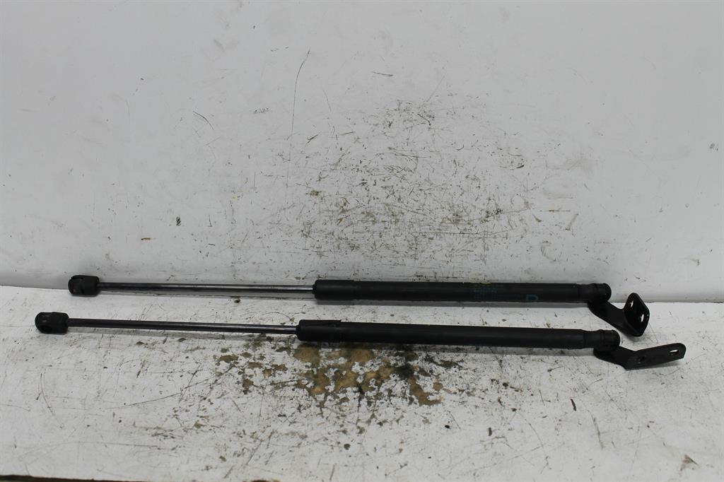 Used Suzuki, Swift Hatch Strut Tailgate Strut (Pair) Fz 02/11 03/17 2014 – image 1 - All Good Parts
