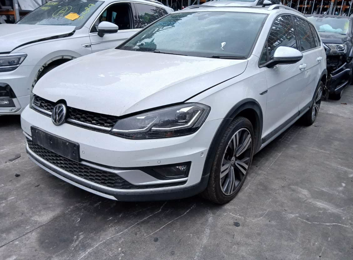 Used Volkswagen, Golf Left Headlamp , Gen 7, Alltrack, Led Type, 03/17-08/20 – main images - All Good Parts