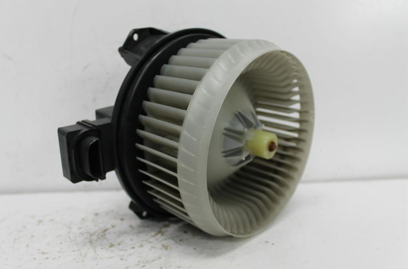 Used Dodge, Journey Heater Fan Motor Front Jc 05/08 12/16 2010 – image 1 - All Good Parts