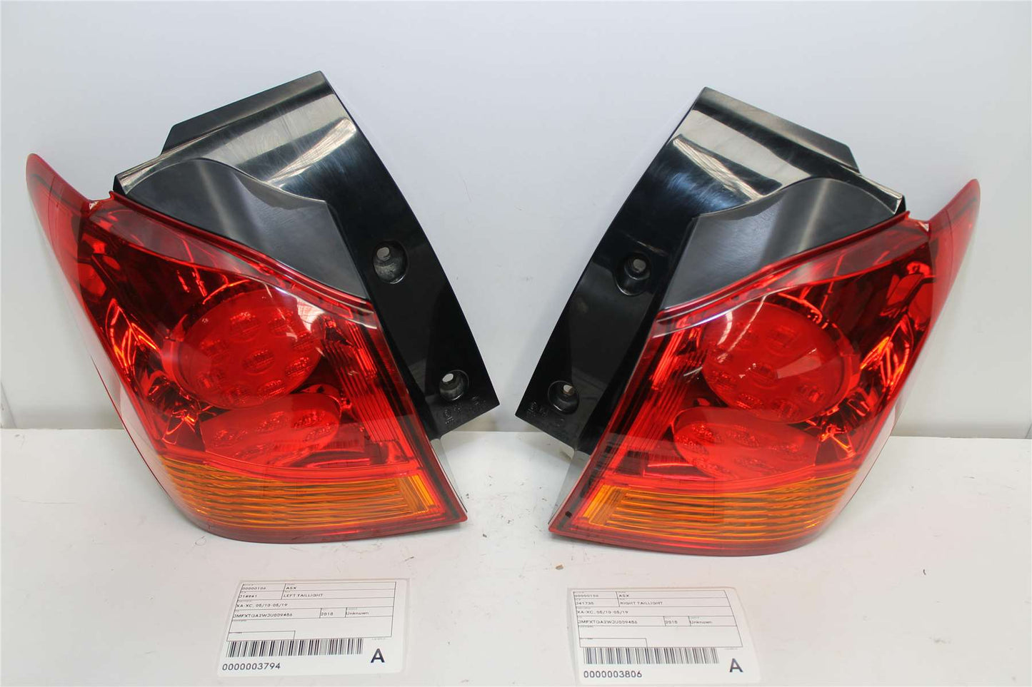 Mitsubishi, ASX Left Taillight Xa Xc 05/10 05/19