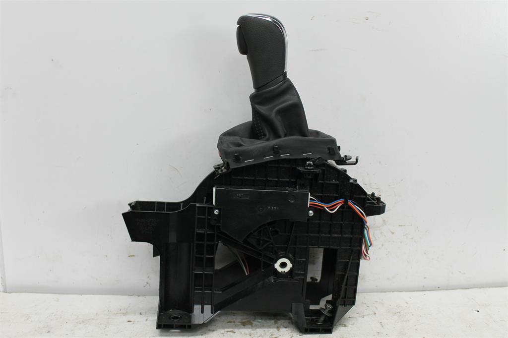 Used Nissan, Xtrail Gear Stick/Shifter Auto T/M Petrol Fwd T32 02/14 07/22 2018 – image 1 - All Good Parts