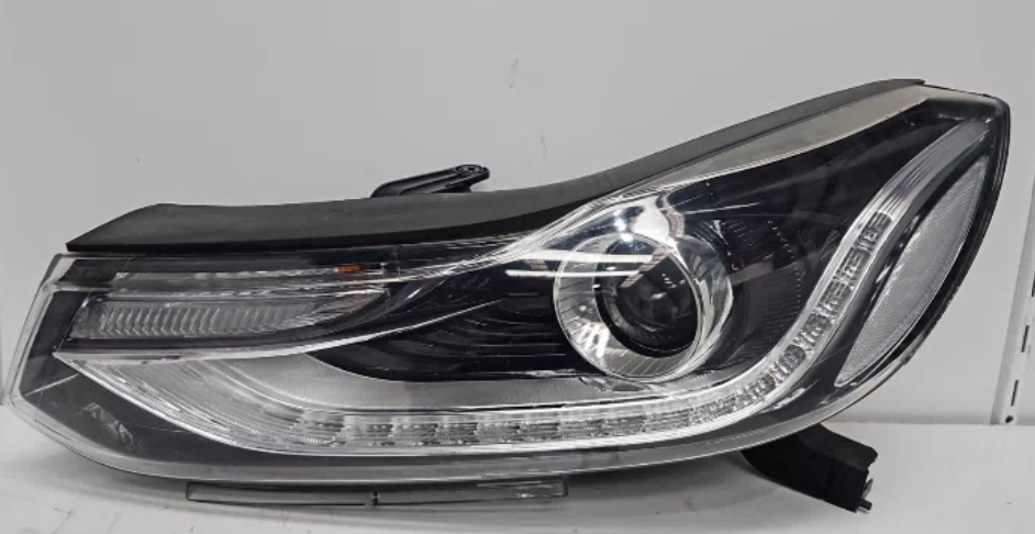 Used Holden, Trax Left Headlamp Tj Series 10/16 12/20 2018 – image 1 - All Good Parts