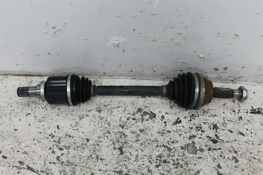Used LDV, V80 Left Driveshaft Driveshaft Auto T/M (Amt) 6 Speed 01/13 2016 – image 1 - All Good Parts
