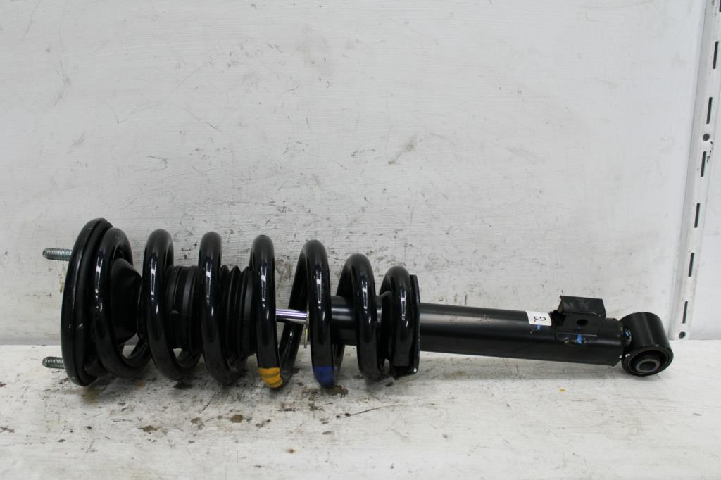 Used Mitsubishi, Triton Right Front Strut Mq Mr 03/15 10/23 2021 – image 1 - All Good Parts