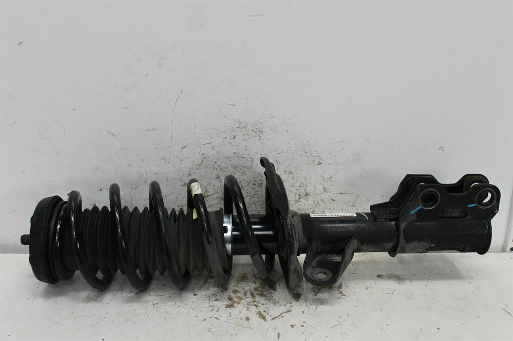 Used Holden, Trax Right Front Strut Tj Series 1.4/1.8 08/13 12/20 2015 – image 1 - All Good Parts