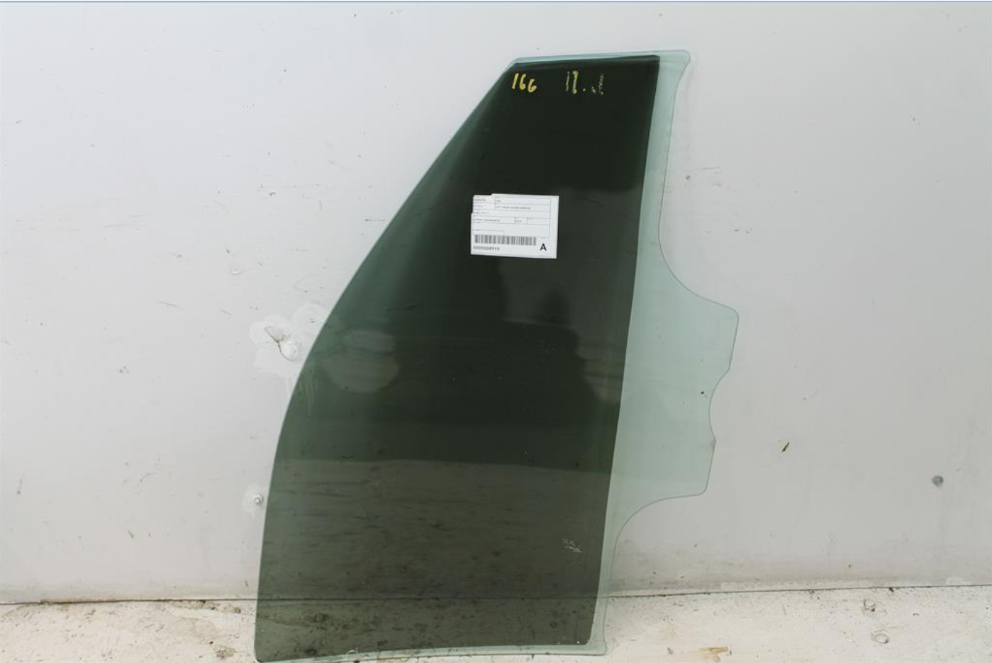 Used LDV, T60 Left Front Door Window Sk8C 07/17 2018 – image 1 - All Good Parts