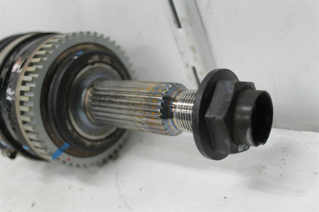 Used Hyundai, I40 Right Driveshaft Auto T/M Petrol 2.0 Vf 09/11 05/15 2013 – image 1 - All Good Parts