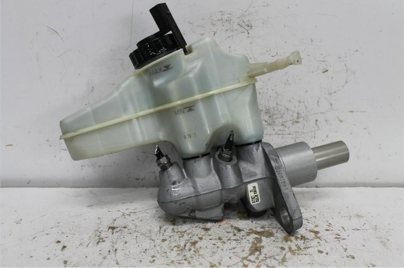 Used Volkswagen, Passat Master Cylinder 3C 04/11 07/15 2011 – image 1 - All Good Parts