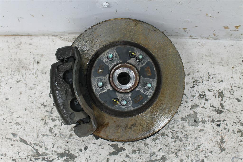 Used Kia, Sorento Right Front Hub Assembly Xm 2Wd/4Wd 10/09 09/12 2012 – image 1 - All Good Parts