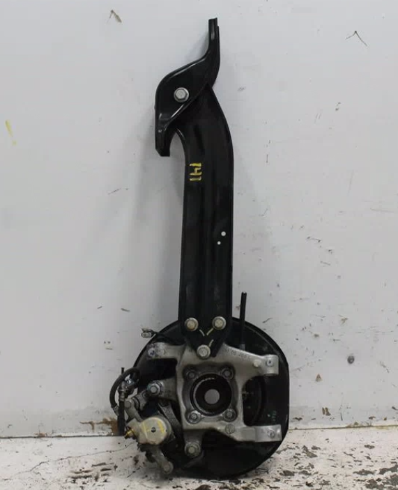 Used Holden, Captiva Left Rear Hub Assembly Cg Fwd Type 01/11 06/18 2015 – image 1 - All Good Parts