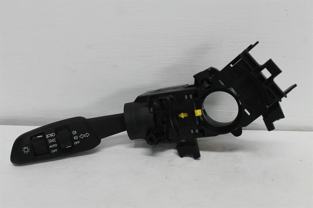 Used Ssangyong, Rexton Combination Switch Flasher Switch Y400/Y450 10/18 2023 – image 1 - All Good Parts