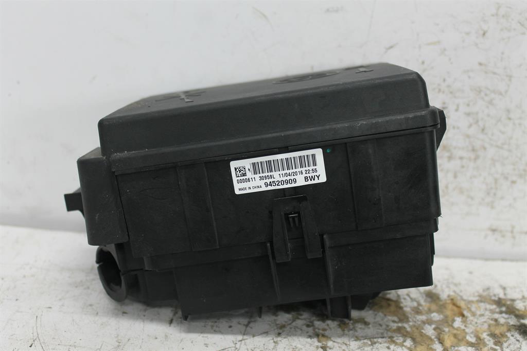 Used Holden, Trax Fuse Box Tj Series 08/13 12/20 2016 – image 1 - All Good Parts