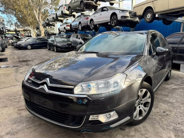 Citroen, C5 Right Headlamp , X7, Halogen Type, 02/12