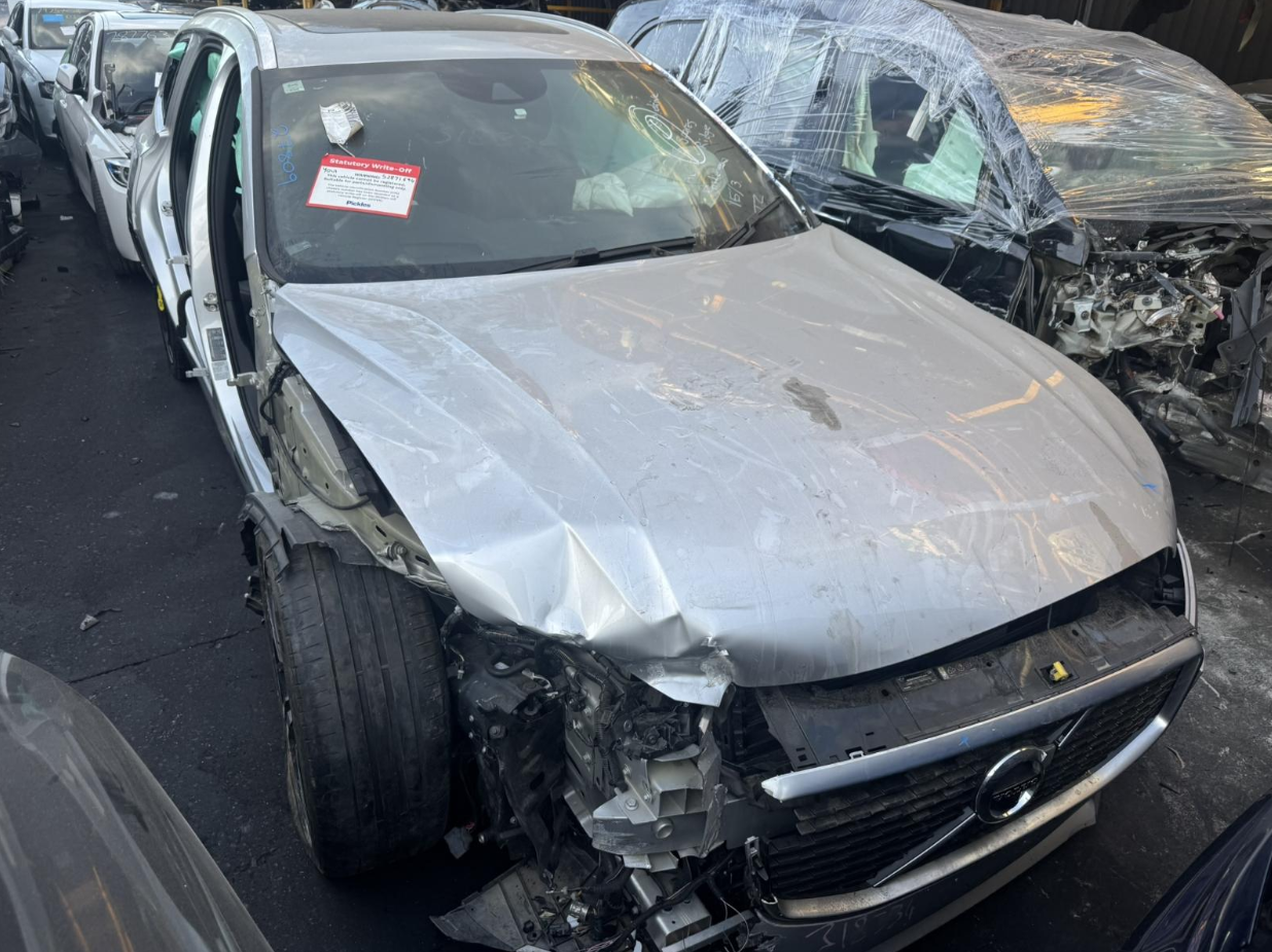 Used Volvo , XC60 Transmission Auto, Awd, Diesel, 2.0, D4204T23, 8 Speed, No Transfer Case, Gen 2, 05/17-06/21 (2017-2021) – main images - All Good Parts