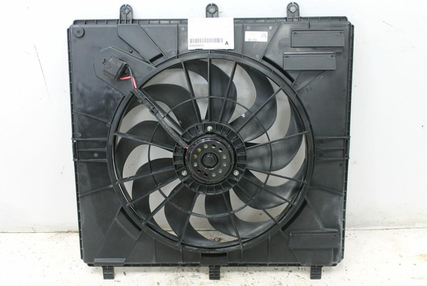Used LDV, T60 Fan Radiator Fan Assy 2.8 Diesel Turbo Sk8C 07/17 08/21 2018 – image 1 - All Good Parts