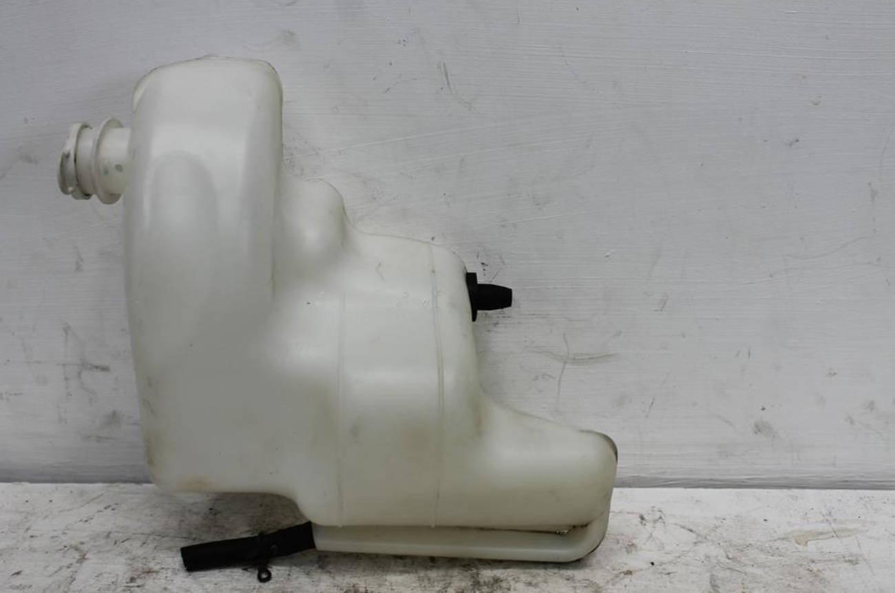 Used Mitsubishi, Outlander Overflow Bottle Zg Zh 11/06 10/12 2012 – image 1 - All Good Parts