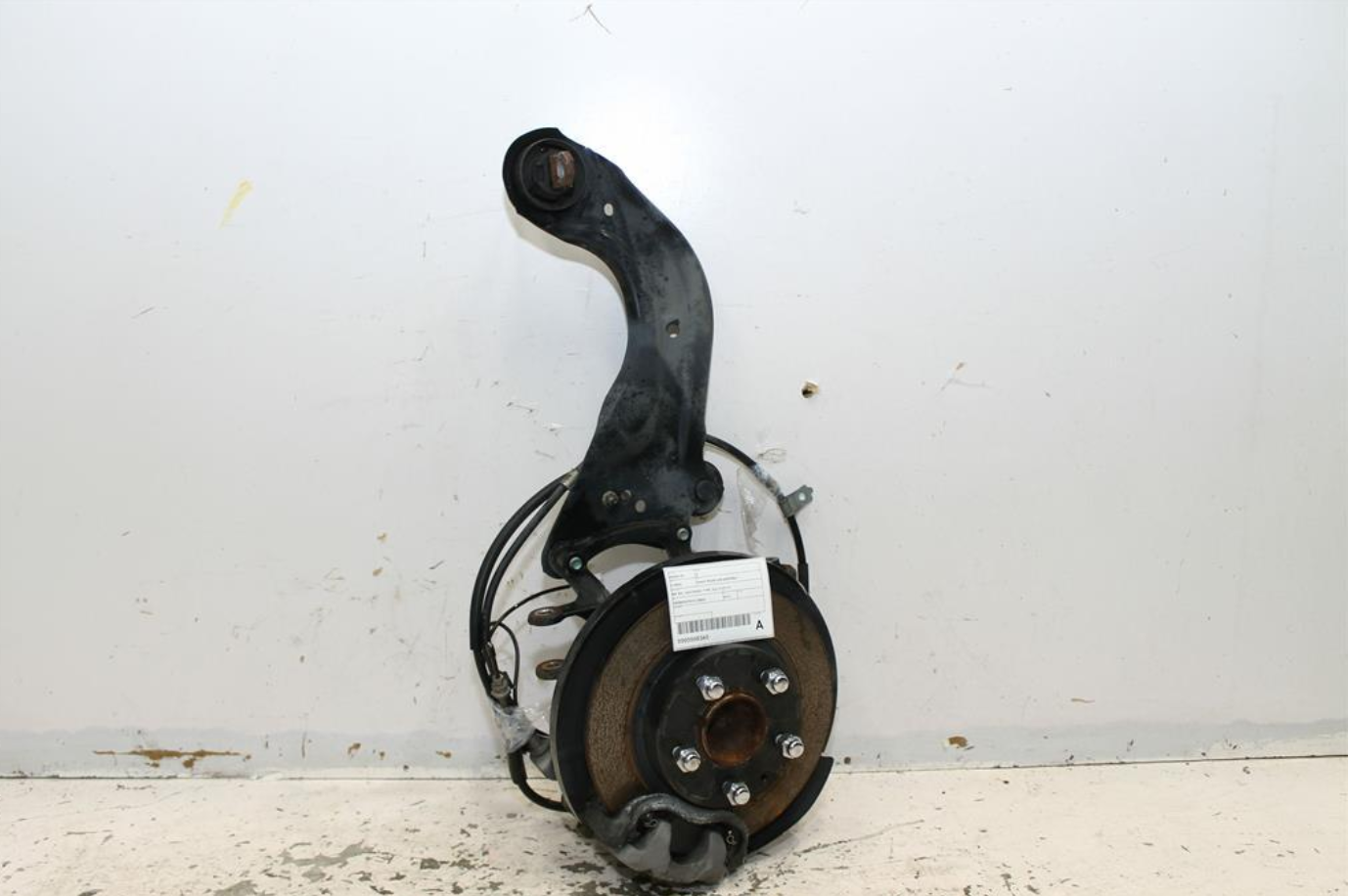 Used Mazda, 3 Right Rear Hub Assembly Bm Bn 16In Wheel Type 06/13 02/19 2016 – image 1 - All Good Parts