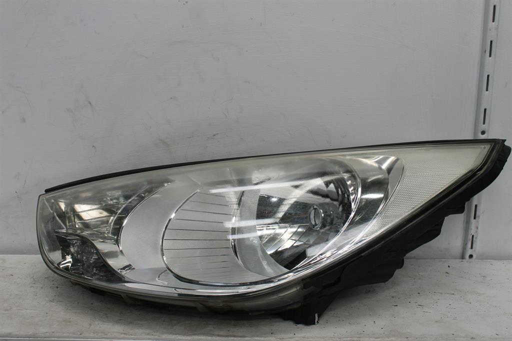 Used Hyundai, IX35 Left Headlamp Lm Series Korean Built (Vin Kmhj) 11/09 09/13 2010 – image 1 - All Good Parts