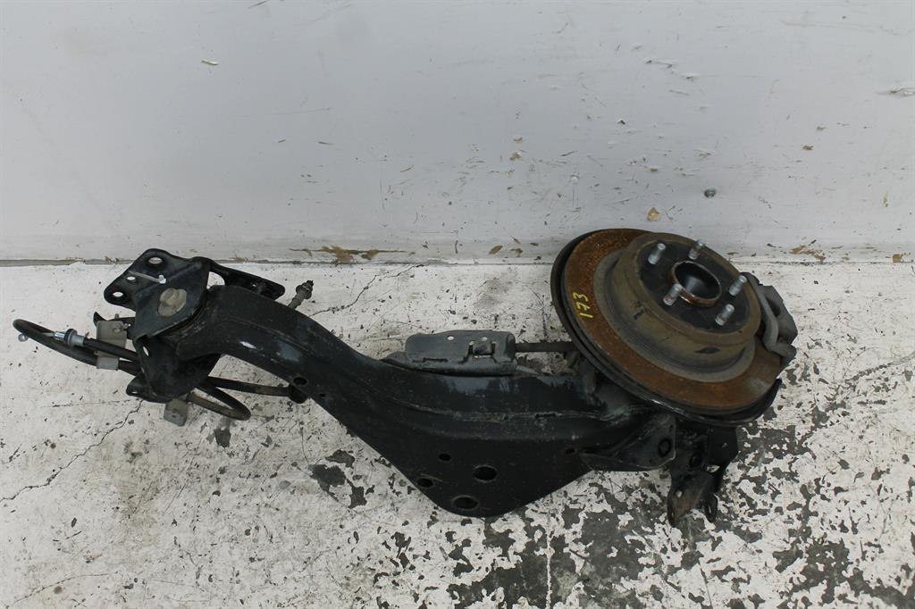 Used Nissan, Xtrail Left Rear Hub Assembly T32 02/14 07/22 2018 – image 1 - All Good Parts
