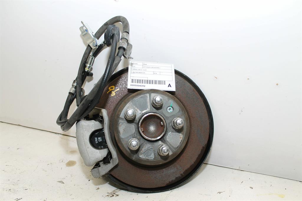 Used Holden, Trax Left Rear Hub Assembly Tj Series 08/13 12/20 2018 – image 1 - All Good Parts
