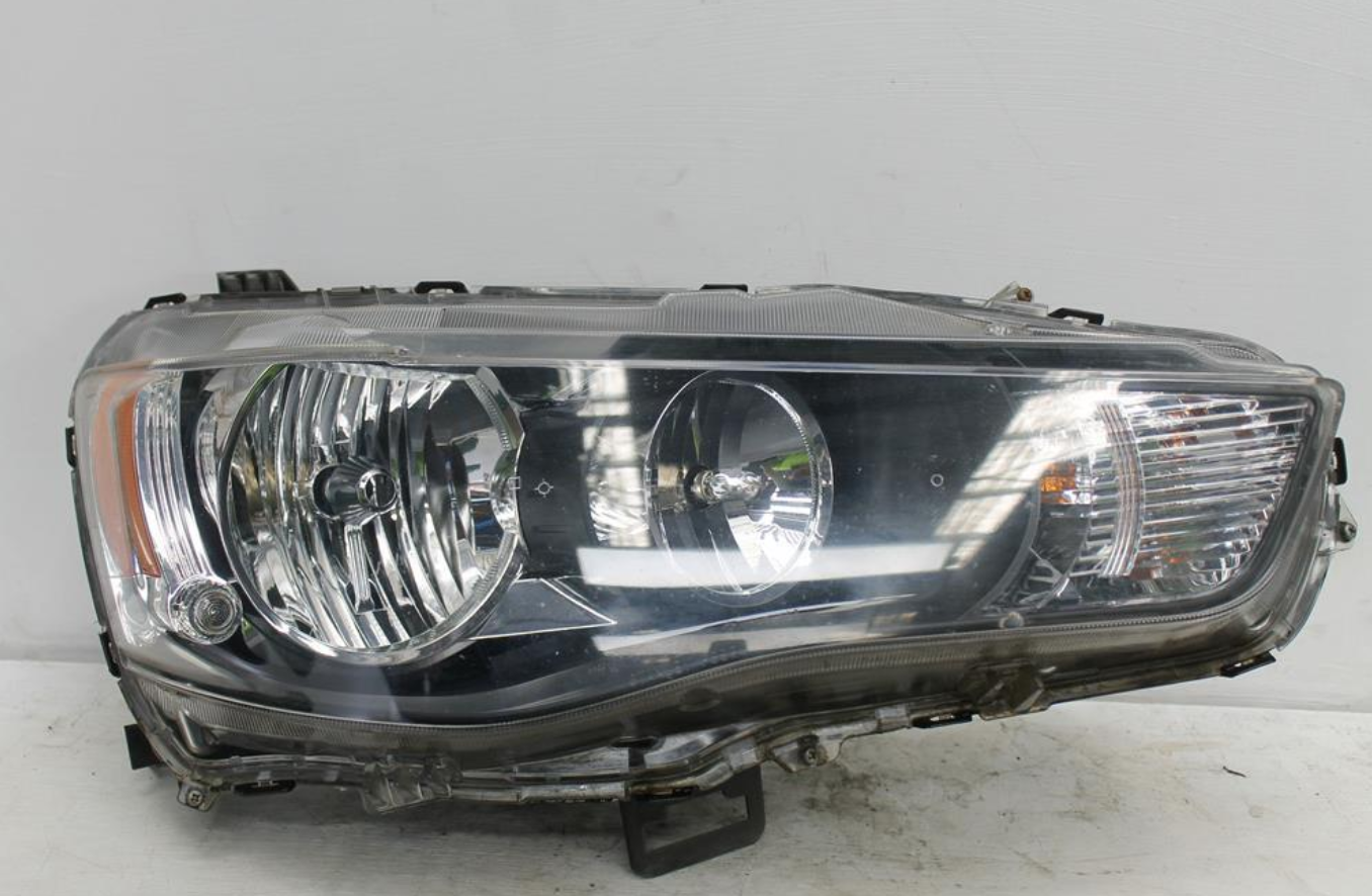 Used Mitsubishi, Outlander Right Headlamp Zh Halogen Type 09/09 10/12 2012 – image 1 - All Good Parts