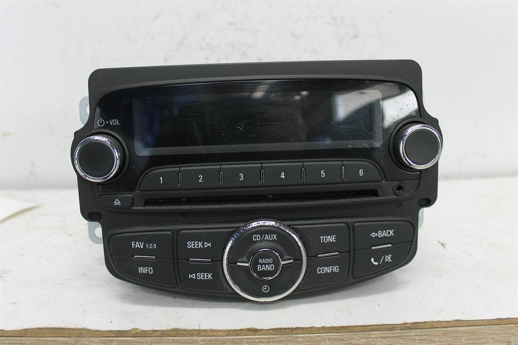 Used Holden, Barina Stereo/Head Unit Radio/Cd Player Tm 09/11 08/16 2014 – image 1 - All Good Parts