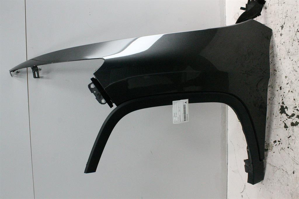 Used Jeep, Cherokee Left Guard Kl 02/14 03/18 2014 – image 1 - All Good Parts