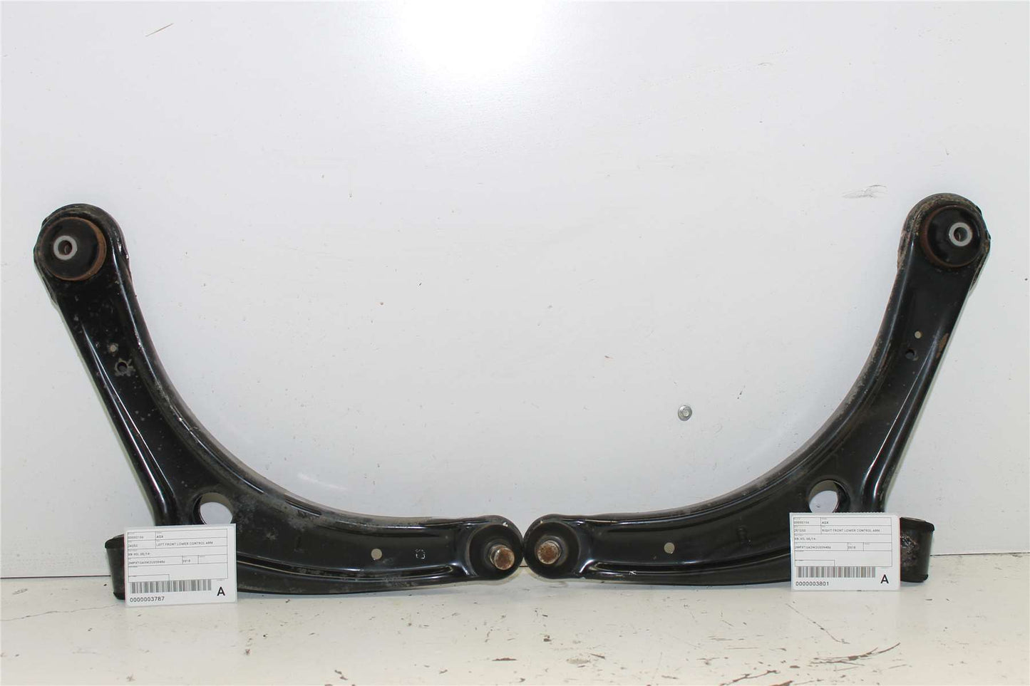 Mitsubishi, ASX Right Front Lower Control Arm Xb Xd 05/14