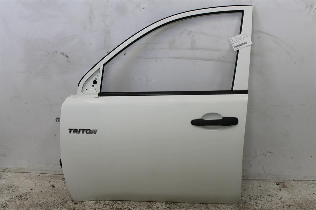 Used Mitsubishi, Triton Left Front Door Ml Mn Single/Dual Cab Non Mould Type 07/06 04/15 2010 – image 1 - All Good Parts