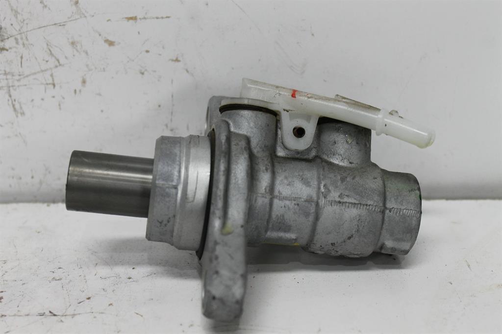 Used Holden, Trax Master Cylinder Tj 08/13 12/20 2017 – image 1 - All Good Parts