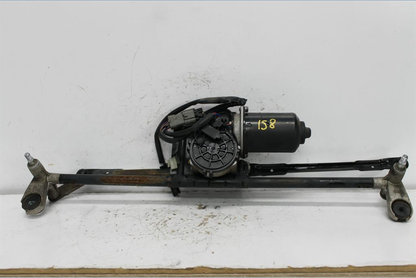 Used Ssangyong, Rexton Wiper Motor Front Y200 Y285 07/03 12/12 2010 – image 1 - All Good Parts