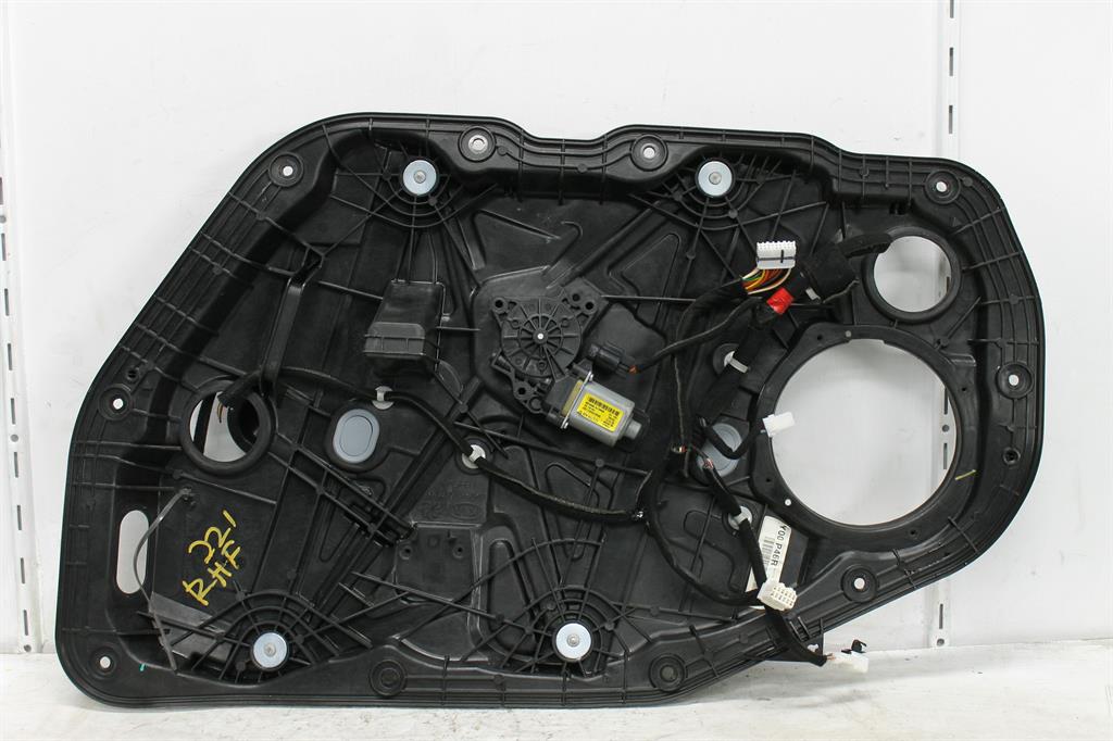 Used Kia, Cerato Right Front Window Reg/Motor Yd Door Reg Assy (Reg And Motor) Sedan/Hatch 04/13 05/18 2018 – image 1 - All Good Parts