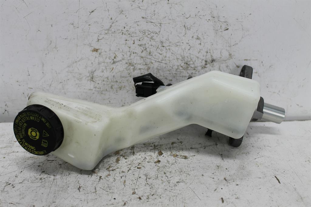 Used Nissan, Xtrail Master Cylinder T32 03/14 07/22 2018 – image 1 - All Good Parts